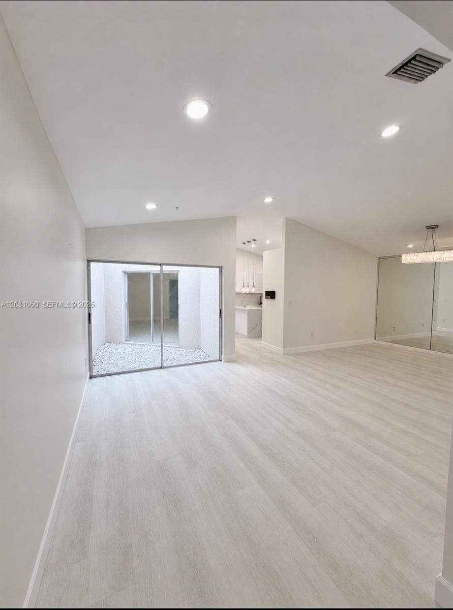 18145 NW 61st Ave, Hialeah FL 33015 photo 5