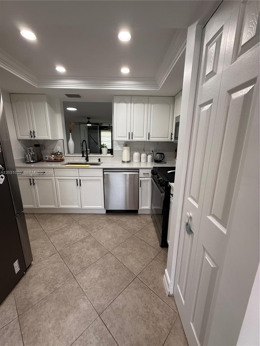 1020 NW 80th Ave # 104, Margate FL 33063 photo 2