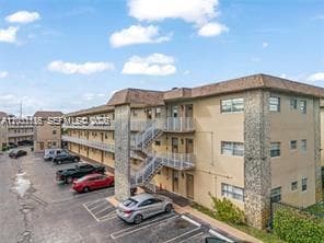 5021 W Oakland Park Blvd # 313, Lauderdale Lakes FL 33313 photo 5