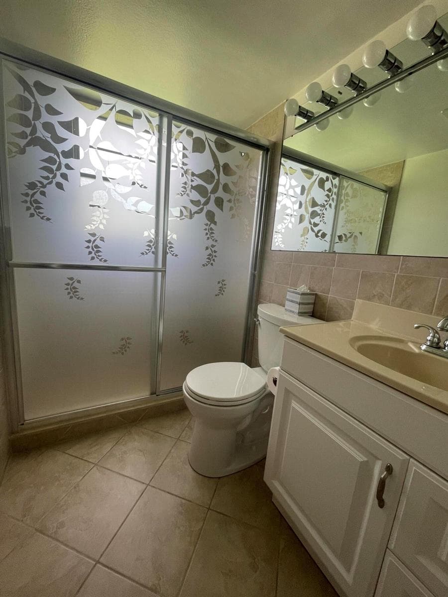 40 Keswick B # 40, Deerfield Beach FL 33442 photo 3