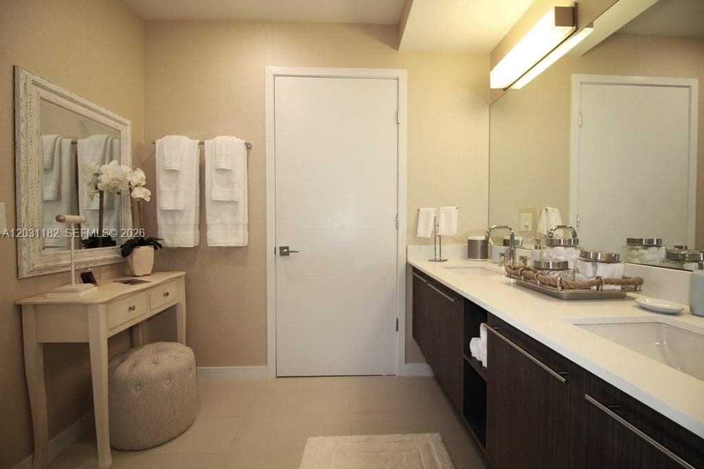 7751 NW 107th Ave # 805, Doral FL 33178 photo 5