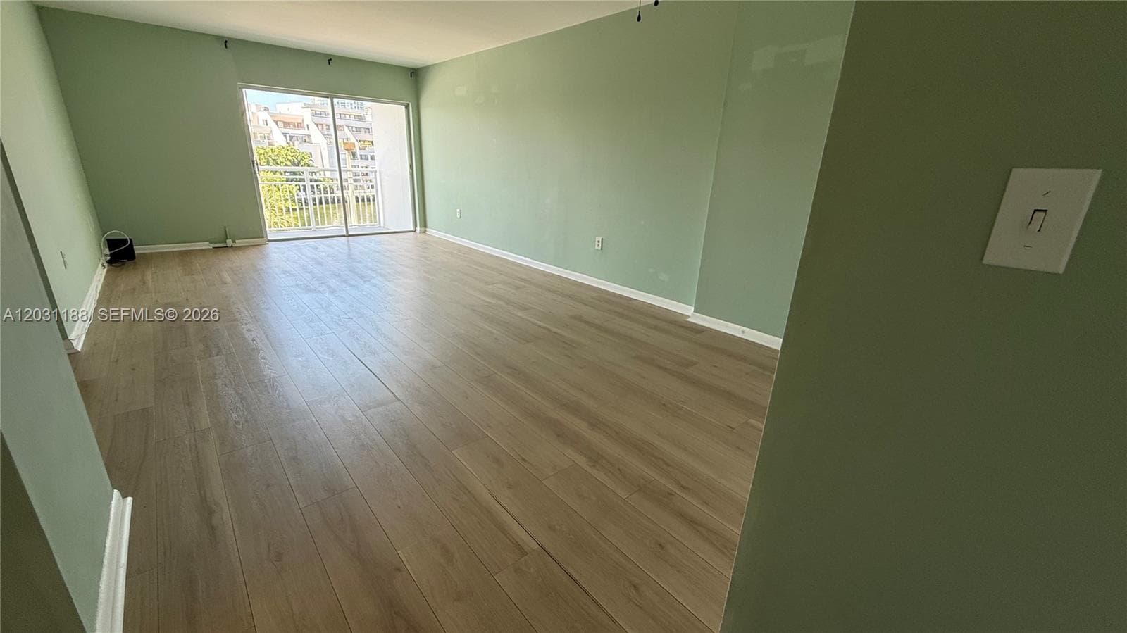 400 Kings Point Dr # 316, Sunny Isles Beach FL 33160 photo 5