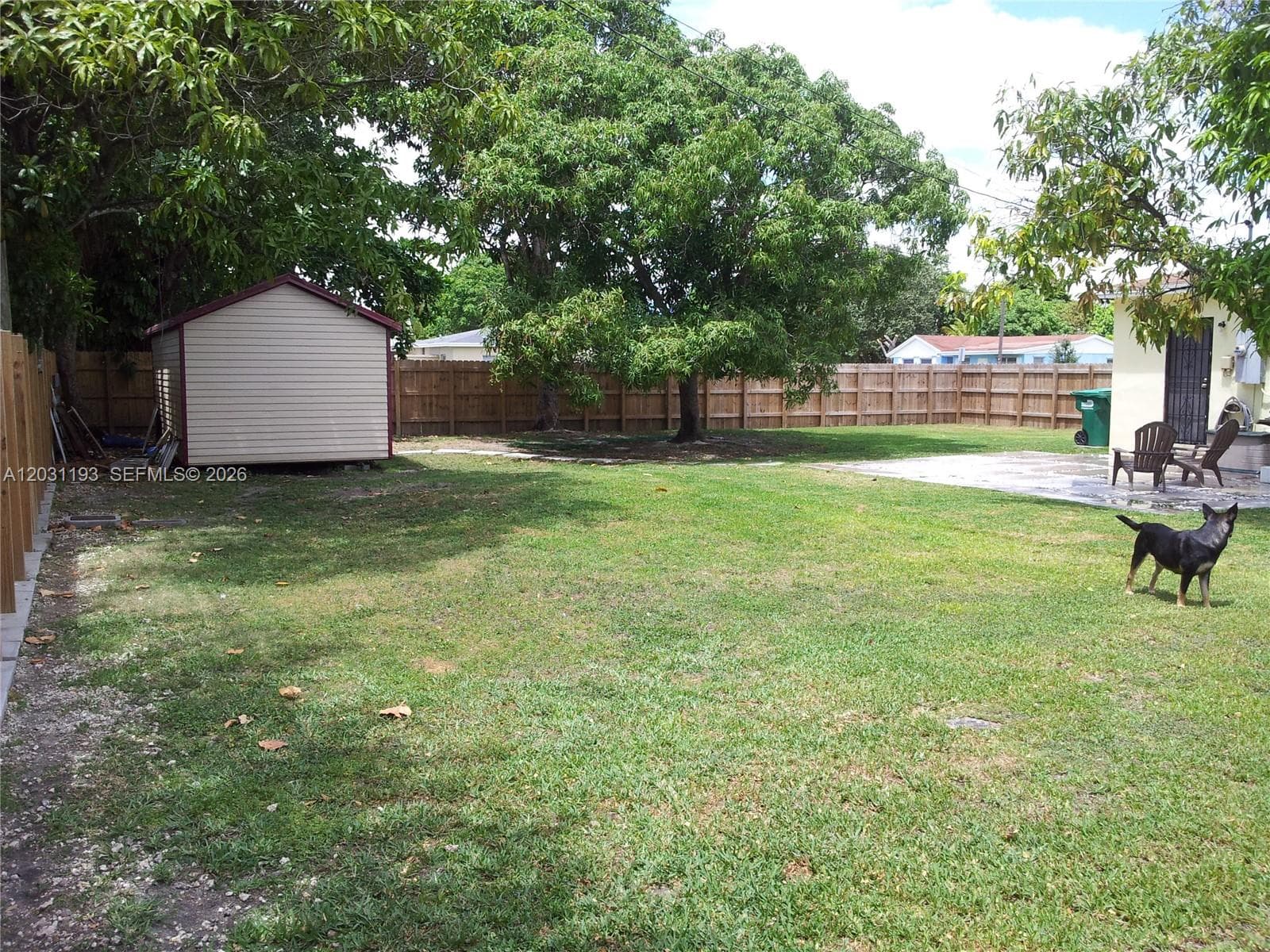 Listing photo 5