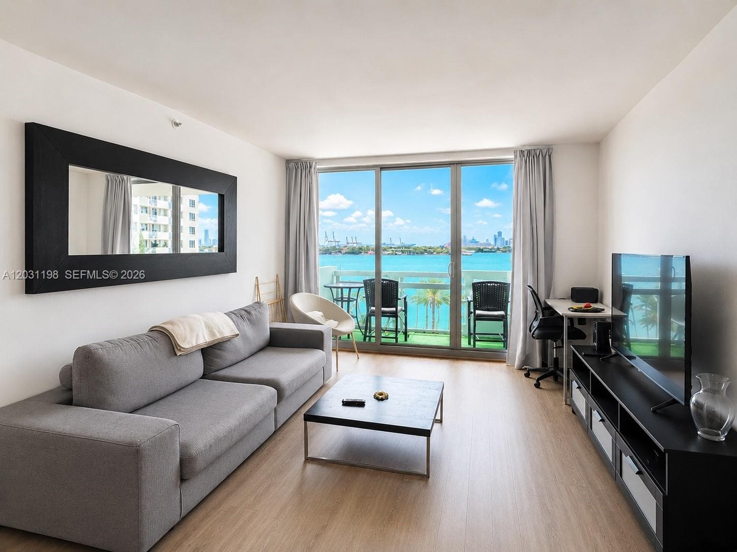 1500 Bay Rd # 718S, Miami Beach FL 33139 photo 2