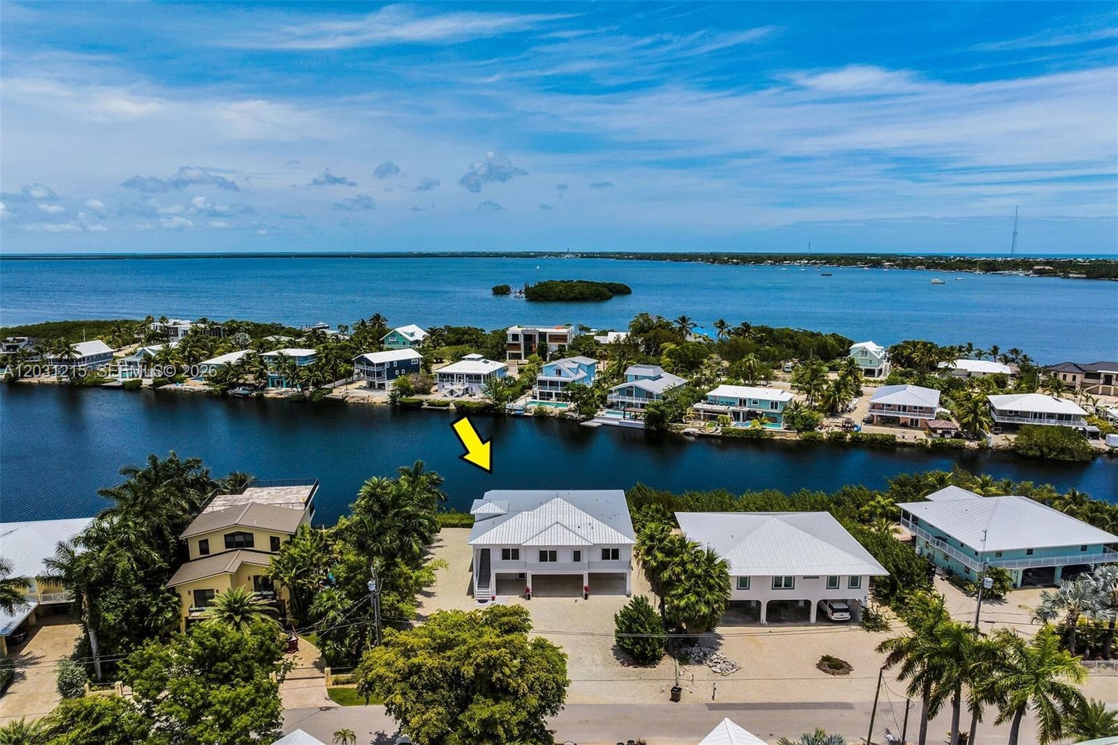 38 N Bounty Ln, Key Largo FL 33037 photo 2