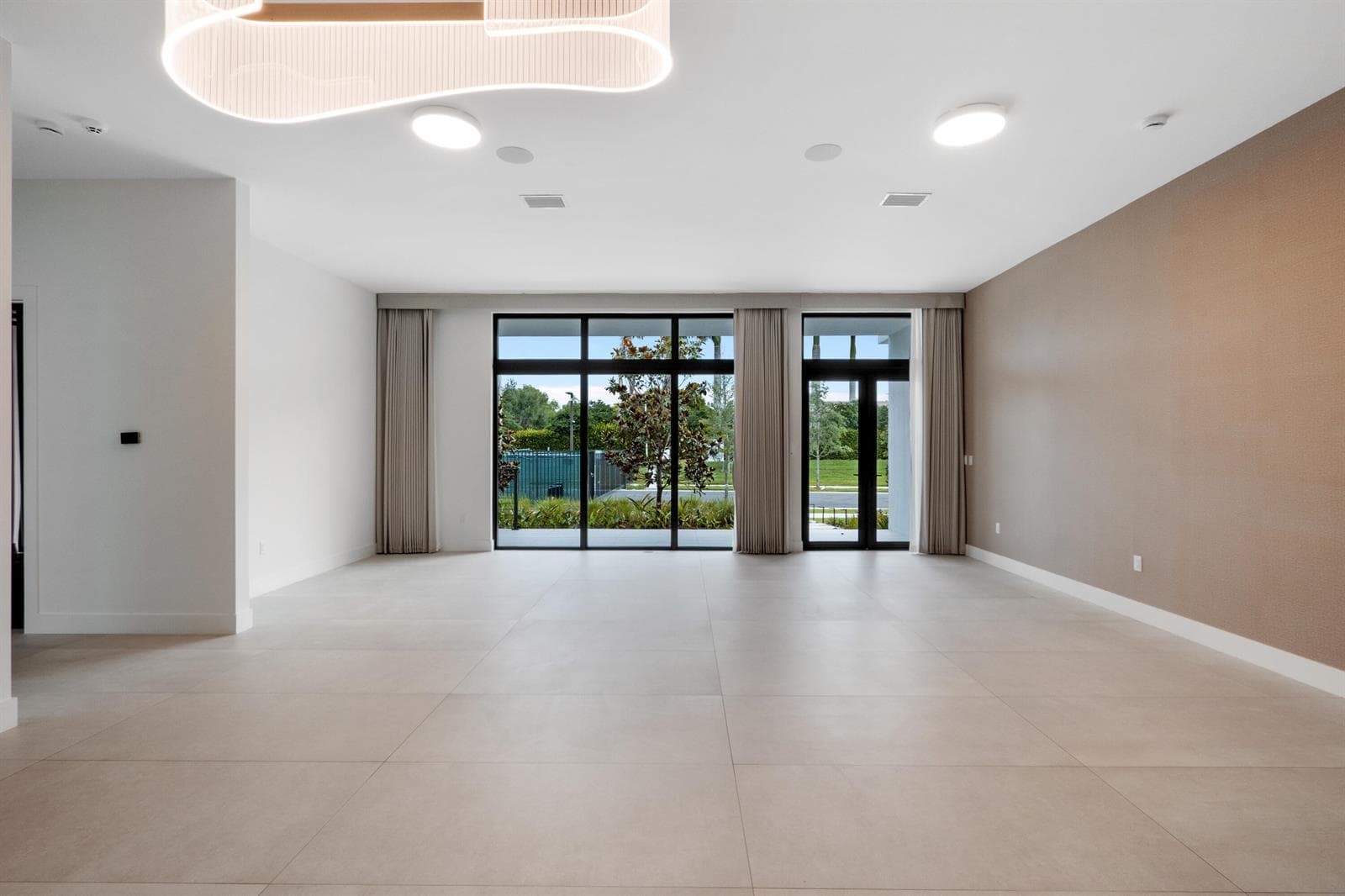 16788 Natures Way, Weston FL 33326 photo 5