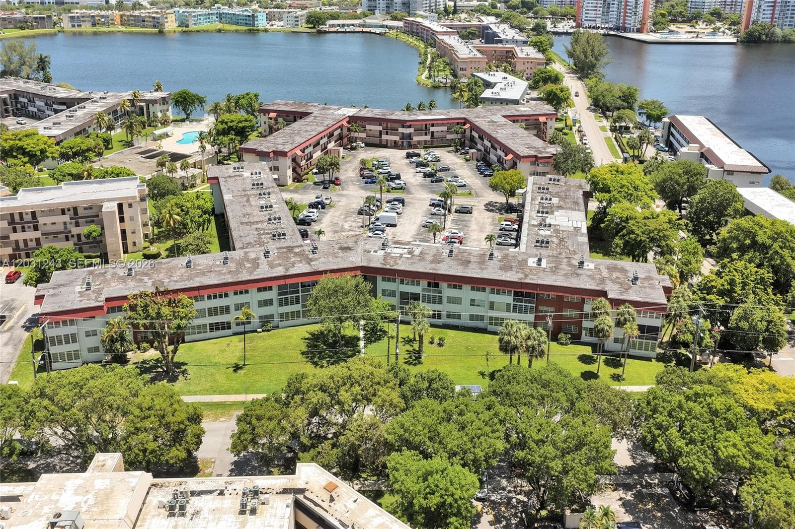 1400 NE 191st St # 343, Miami FL 33179 photo 2