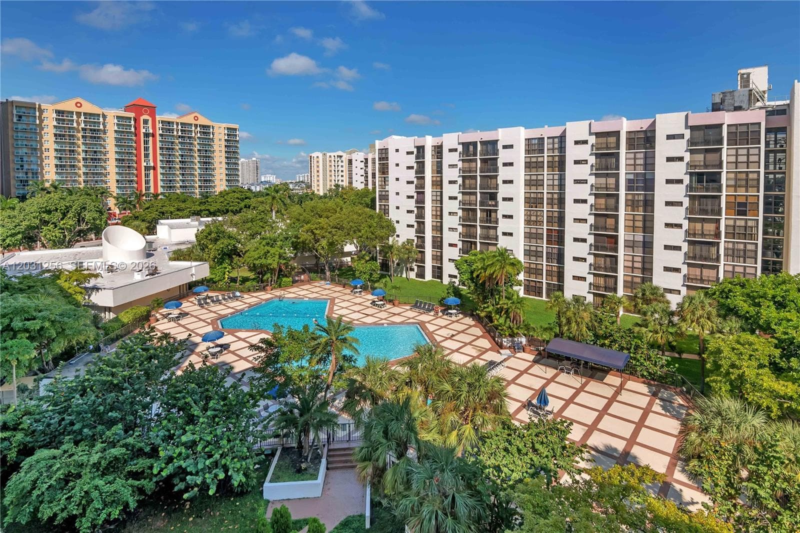16909 N Bay Rd # 321, Sunny Isles Beach FL 33160 photo 3