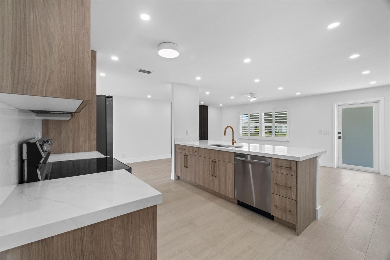 1304 SW 23rd Street, Boynton Beach FL 33426 photo 4