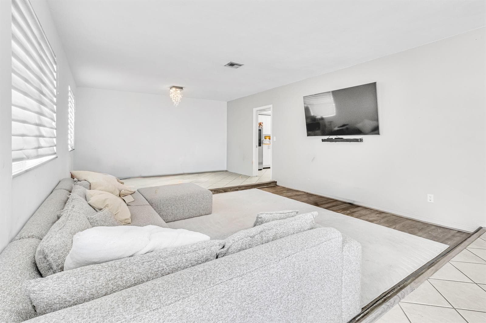 2200 N 47th Avenue, Hollywood FL 33021 photo 2