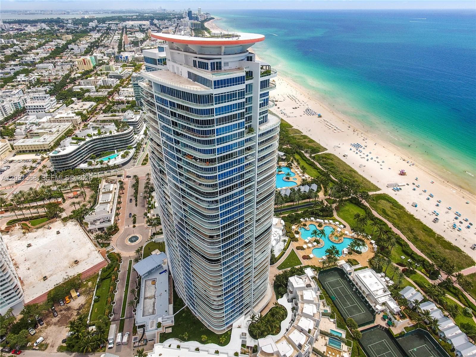 100 S Pointe Dr # 2806, Miami Beach, FL 33139 photo 2