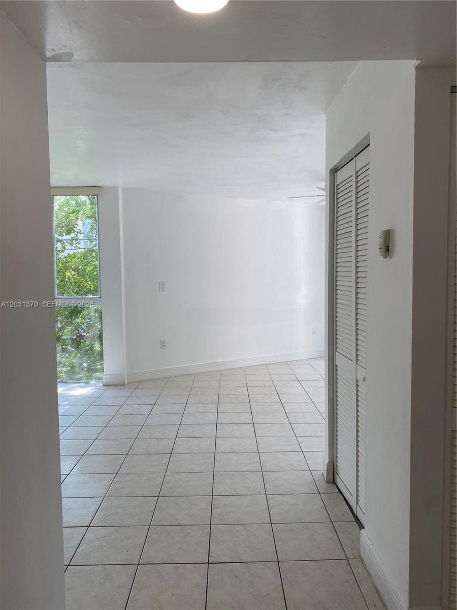 7075 NW 186th St # C308, Hialeah FL 33015 photo 3