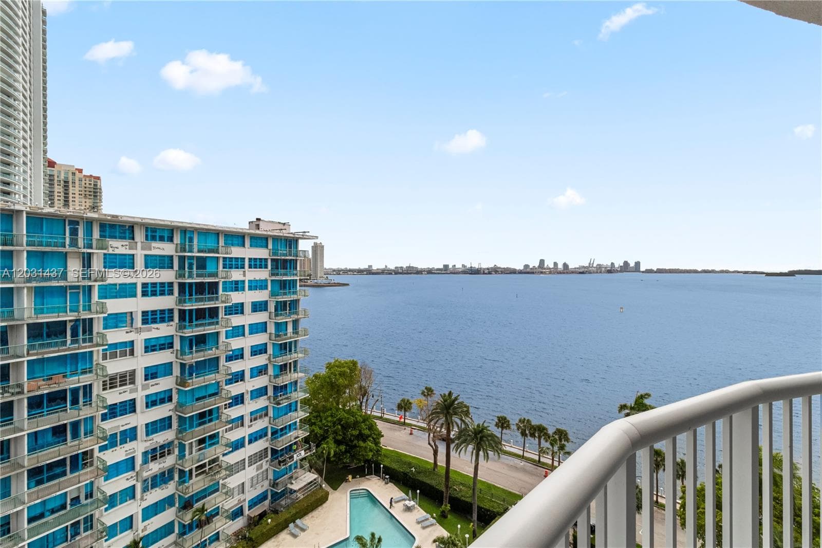 1420 Brickell Bay Dr # 1405C, Miami FL 33131 photo 3