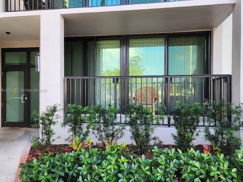 1301 River Reach Dr # 106, Fort Lauderdale FL 33315 photo 2