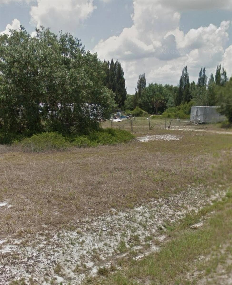 160 N Coral Street, Clewiston FL 33440 photo 3