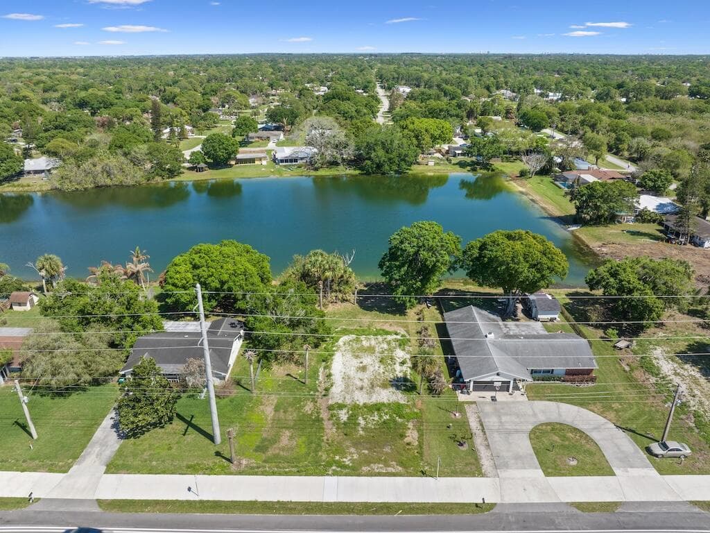 6208 Emerson Avenue, Fort Pierce FL 34951 photo 2