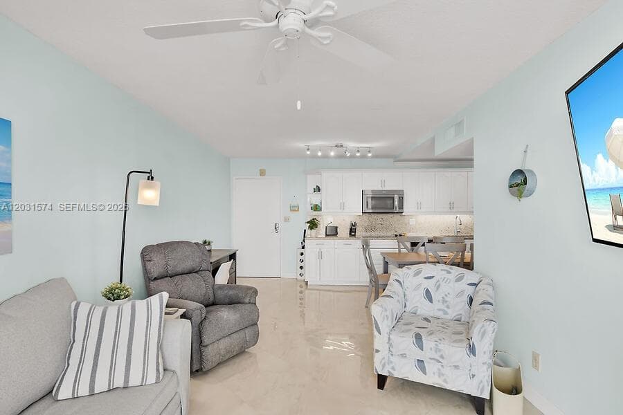 88500 Overseas Hwy # 504, Plantation Key FL 33070 photo 3