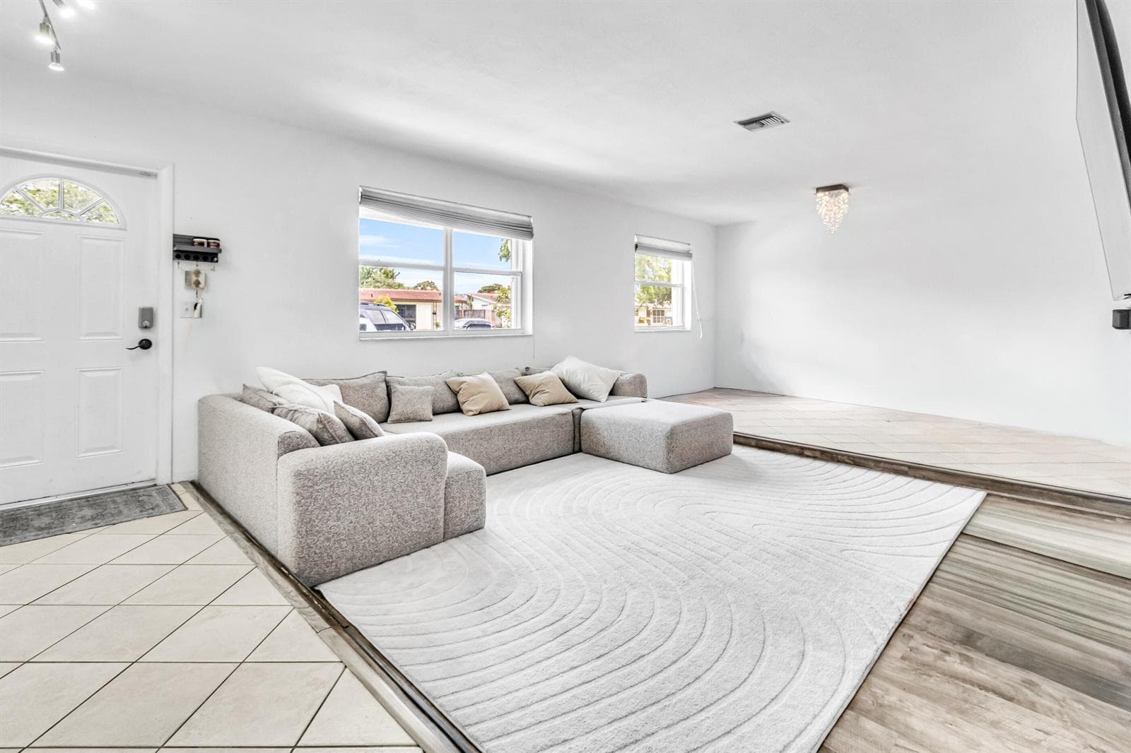 2200 N 47th Avenue, Hollywood FL 33021 photo 3