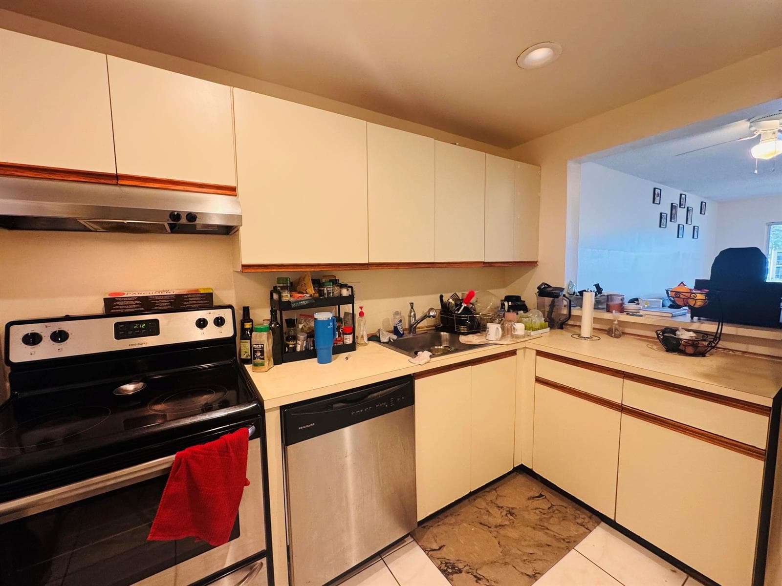 8025 S Colony Cir Circle # 203, Tamarac FL 33321 photo 3
