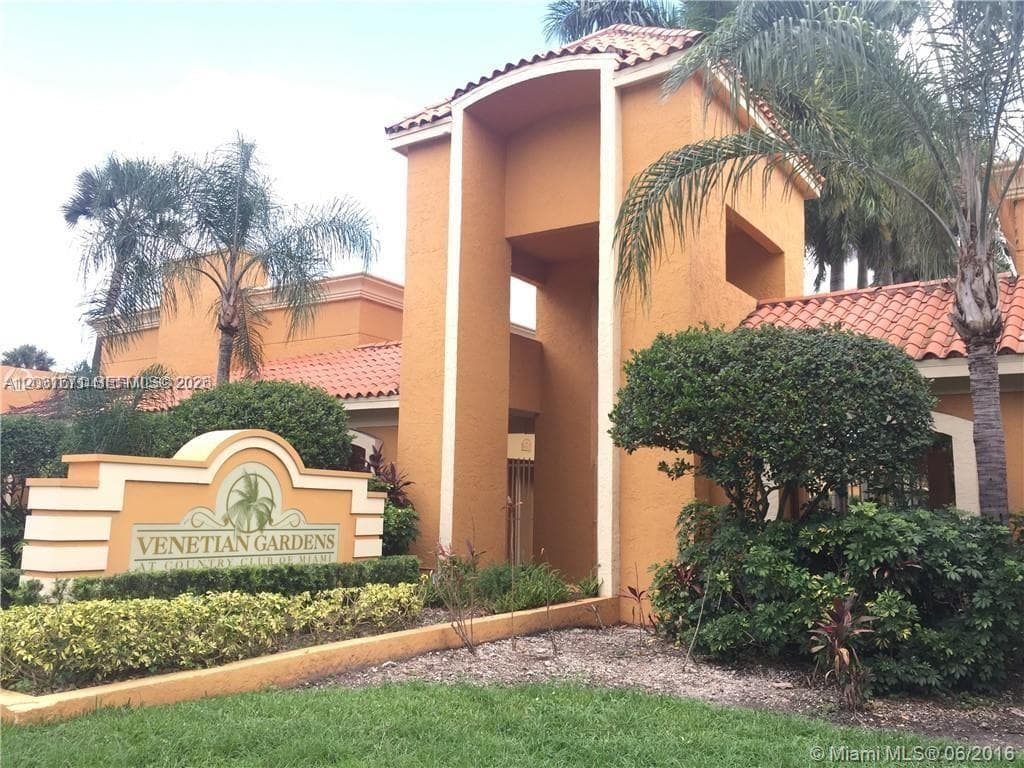 18111 NW 68th Ave # H102, Hialeah FL 33015 photo 2