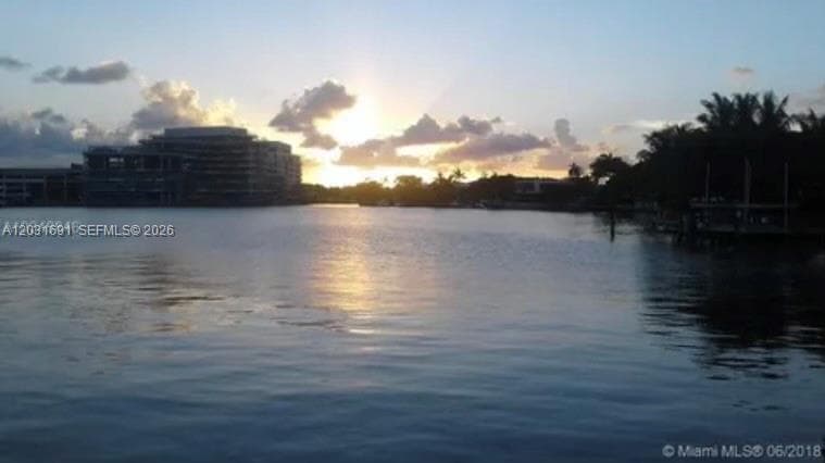 4740 Pine Tree Dr # 25, Miami Beach FL 33140 photo 3