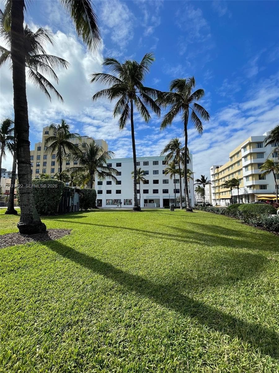 1390 OCEAN DRIVE # 201, Miami Beach FL 33139 photo 2