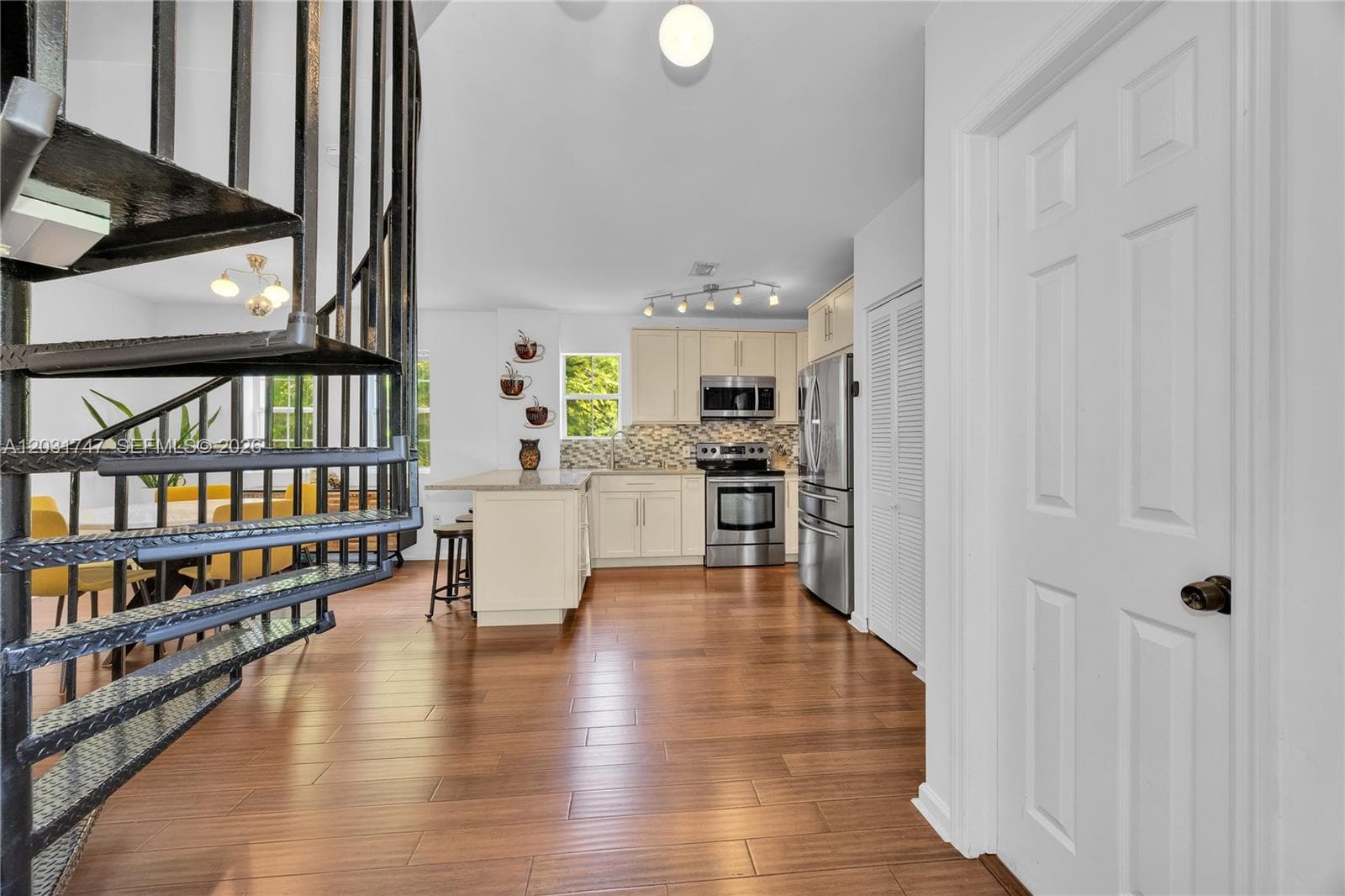 2850 Coconut Ave # 15, Miami FL 33133 photo 4