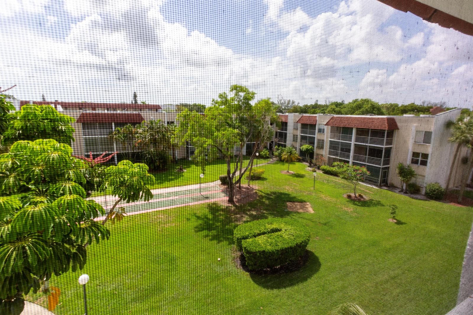 3531 Inverrary Drive # H406, Lauderhill FL 33319 photo 4
