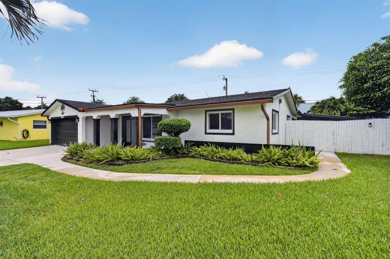 10339 Daphne Avenue, Palm Beach Gardens FL 33410 photo 2