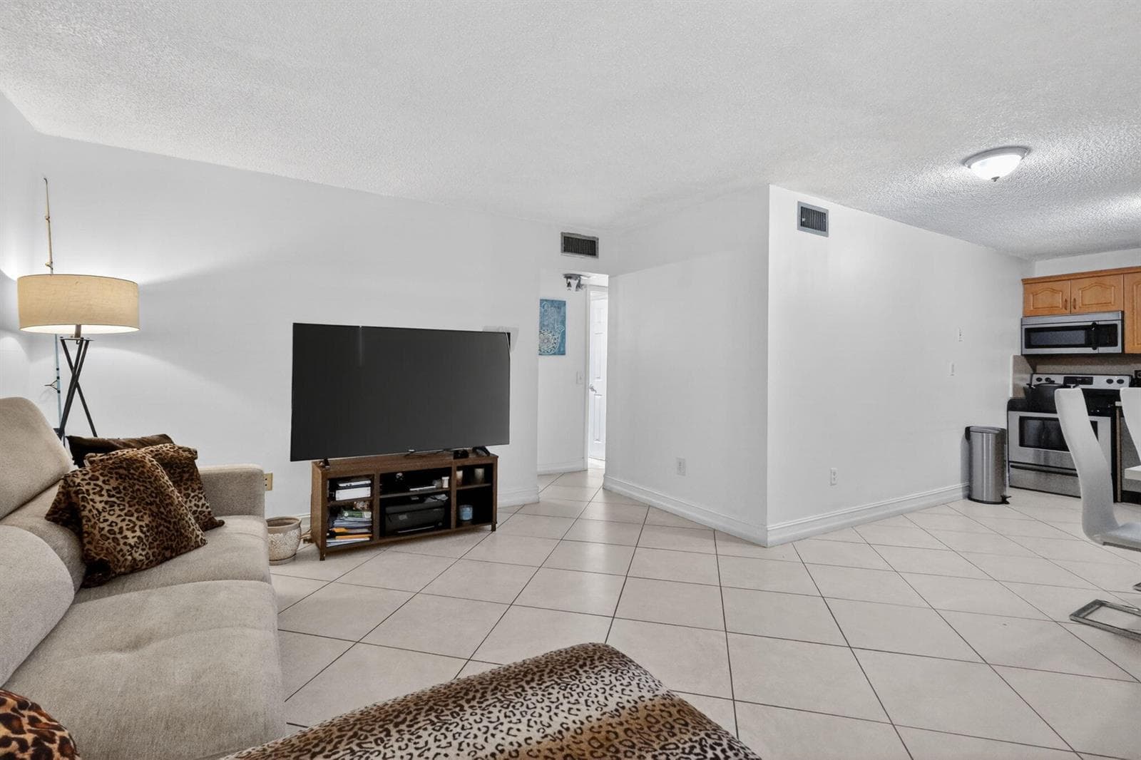 1801 S Treasure Drive # 415, North Bay Village FL 33141 photo 5