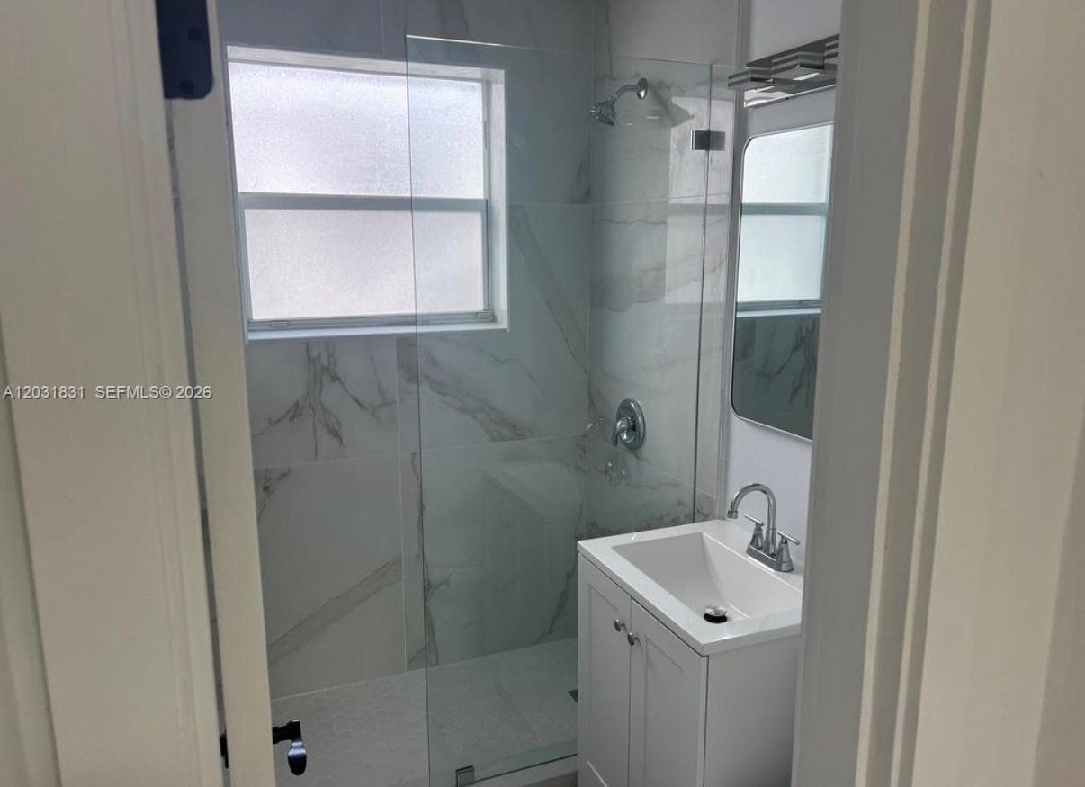 7730 Byron Ave # 4, Miami Beach FL 33141 photo 4