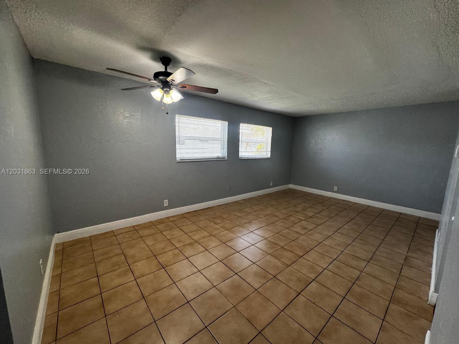 4061 N Dixie Hwy # 28, Oakland Park FL 33334 photo 2