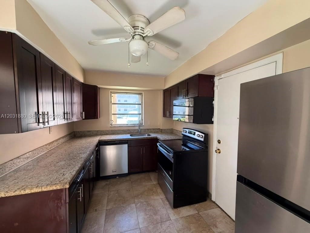 1450 NE 191st St # 106, Miami FL 33179 photo 2