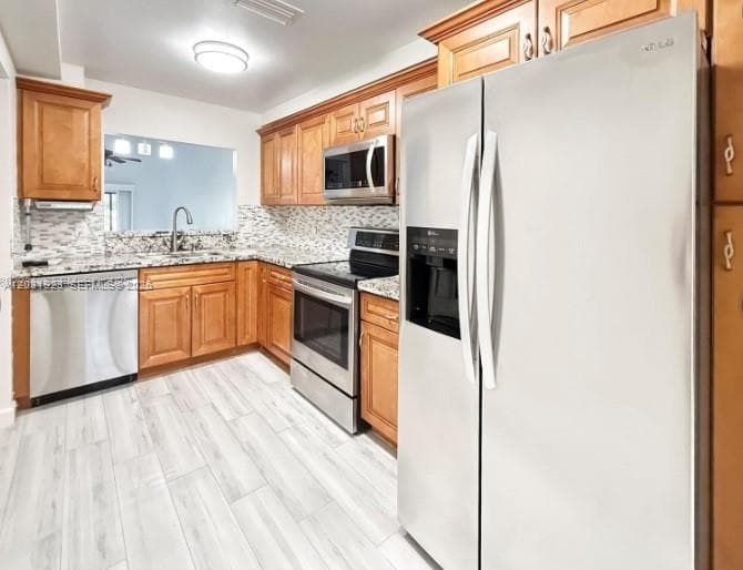 4182 S Pine Island Rd, Davie FL 33328 photo 2