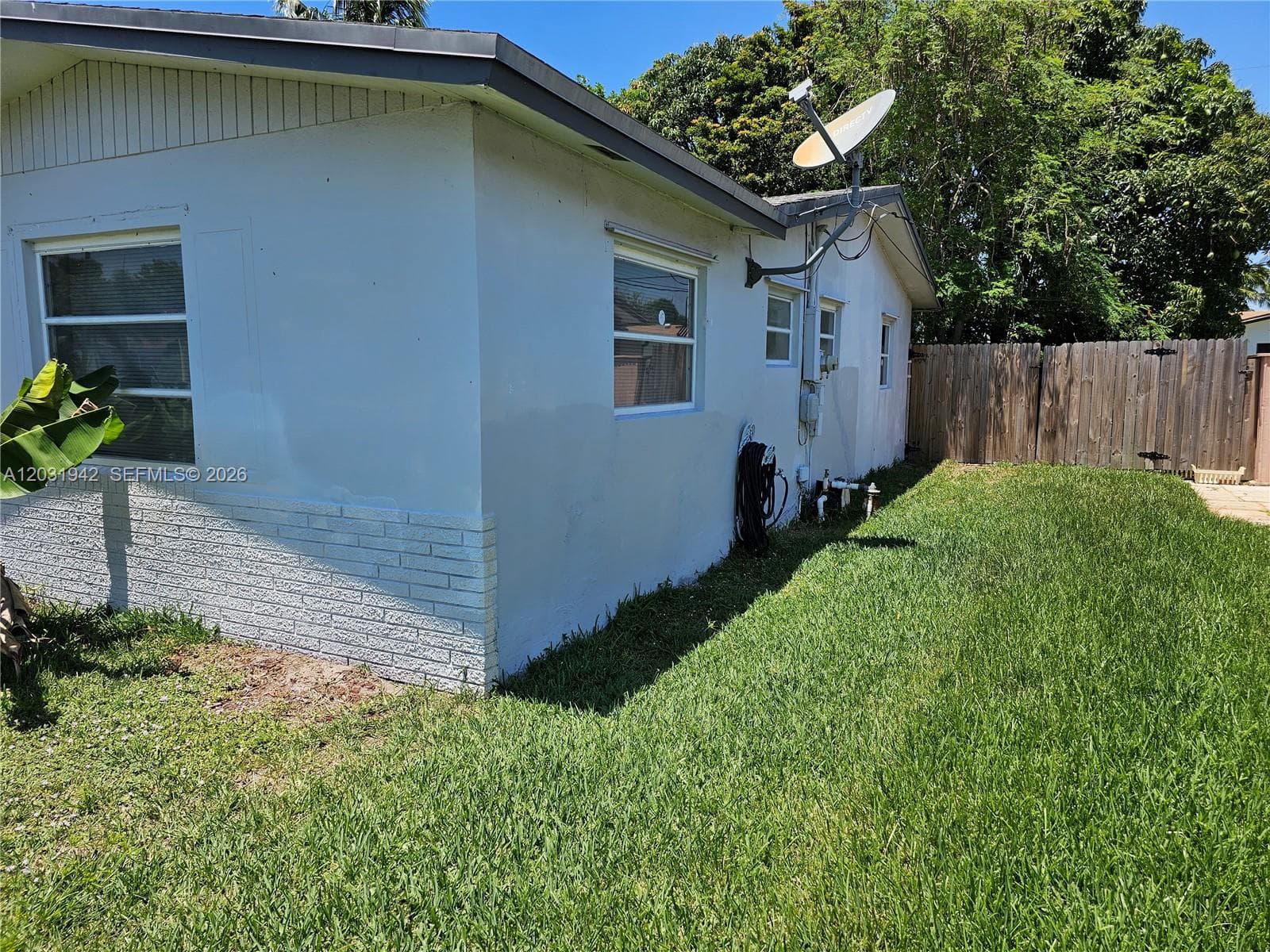 4431 NW 23rd Ct, Lauderhill FL 33313 photo 2