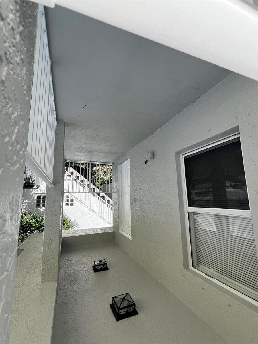 8444 SE Date Street, Hobe Sound FL 33455 photo 2