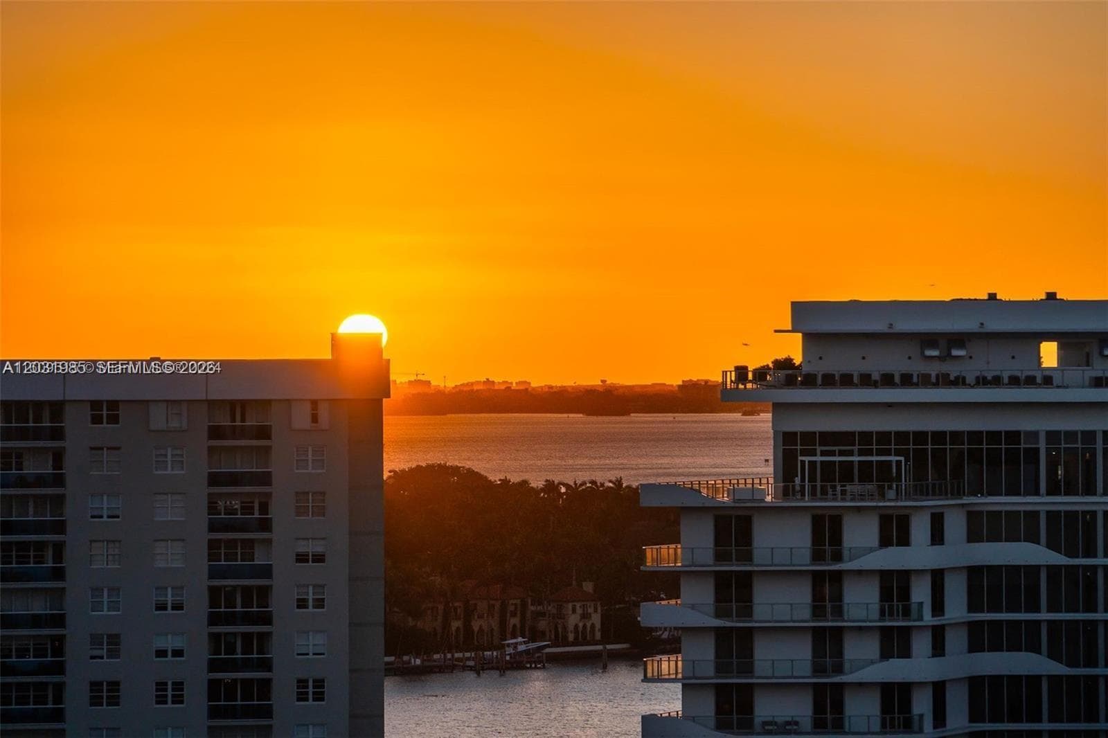 6899 Collins Ave # 1903, Miami Beach FL 33141 photo 4
