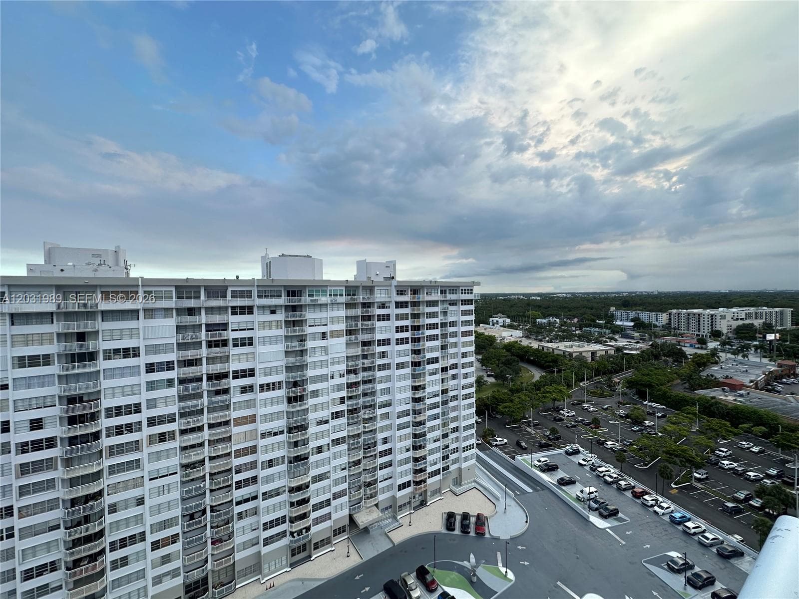 18051 Biscayne Blvd, Aventura FL 33160 photo 3