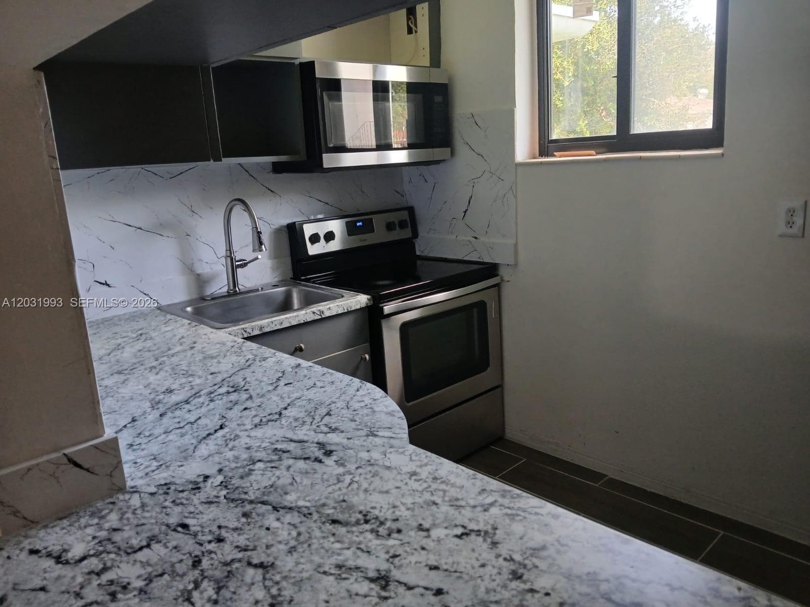 1400 NE 148th St # 2, Miami, FL 33161 photo 4