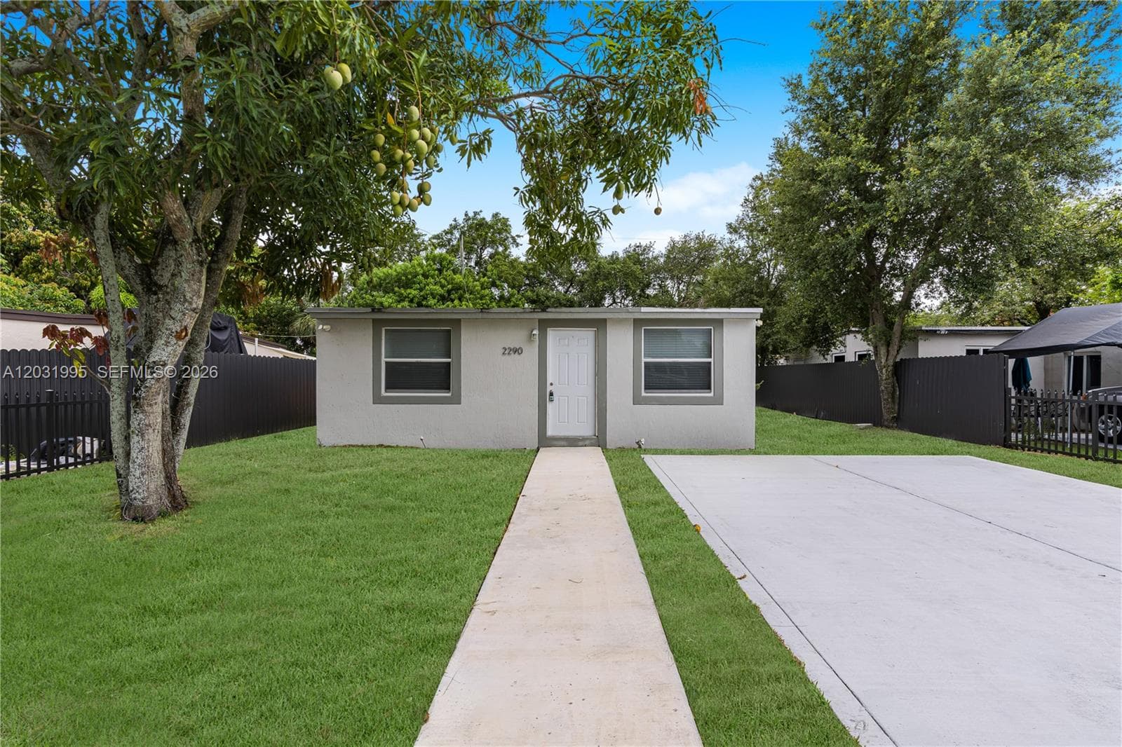 2290 Rutland St, Opa-Locka FL 33054 photo 3