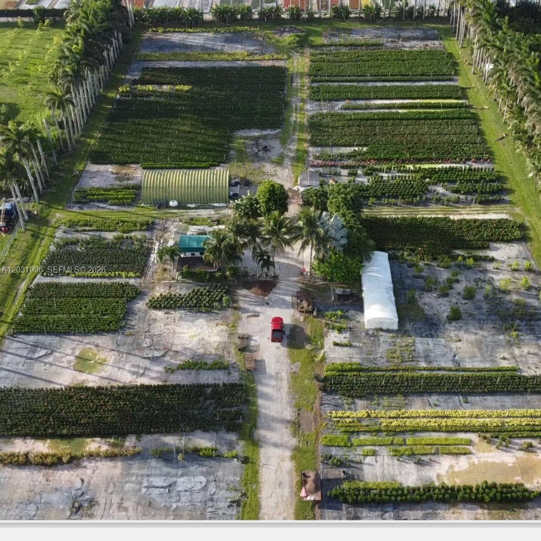 17001 SW 204th St, Miami FL 33187 photo 3