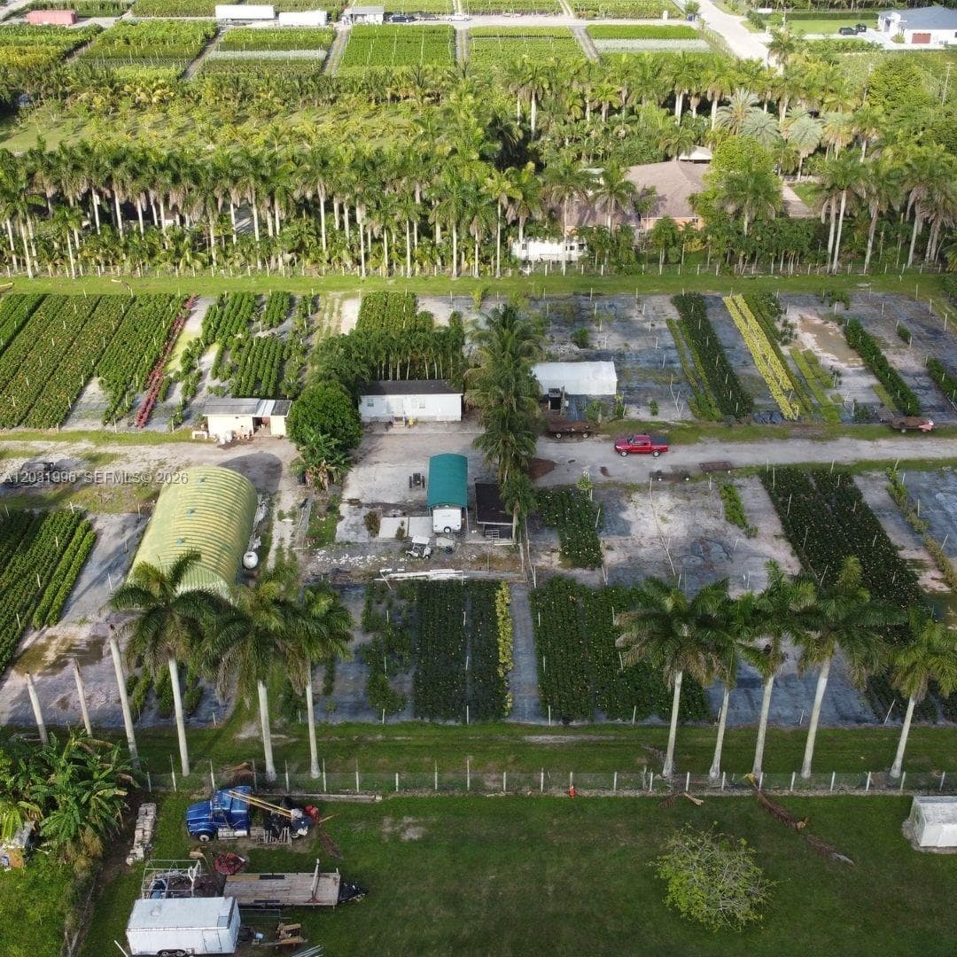 17001 SW 204th St, Miami FL 33187 photo 5