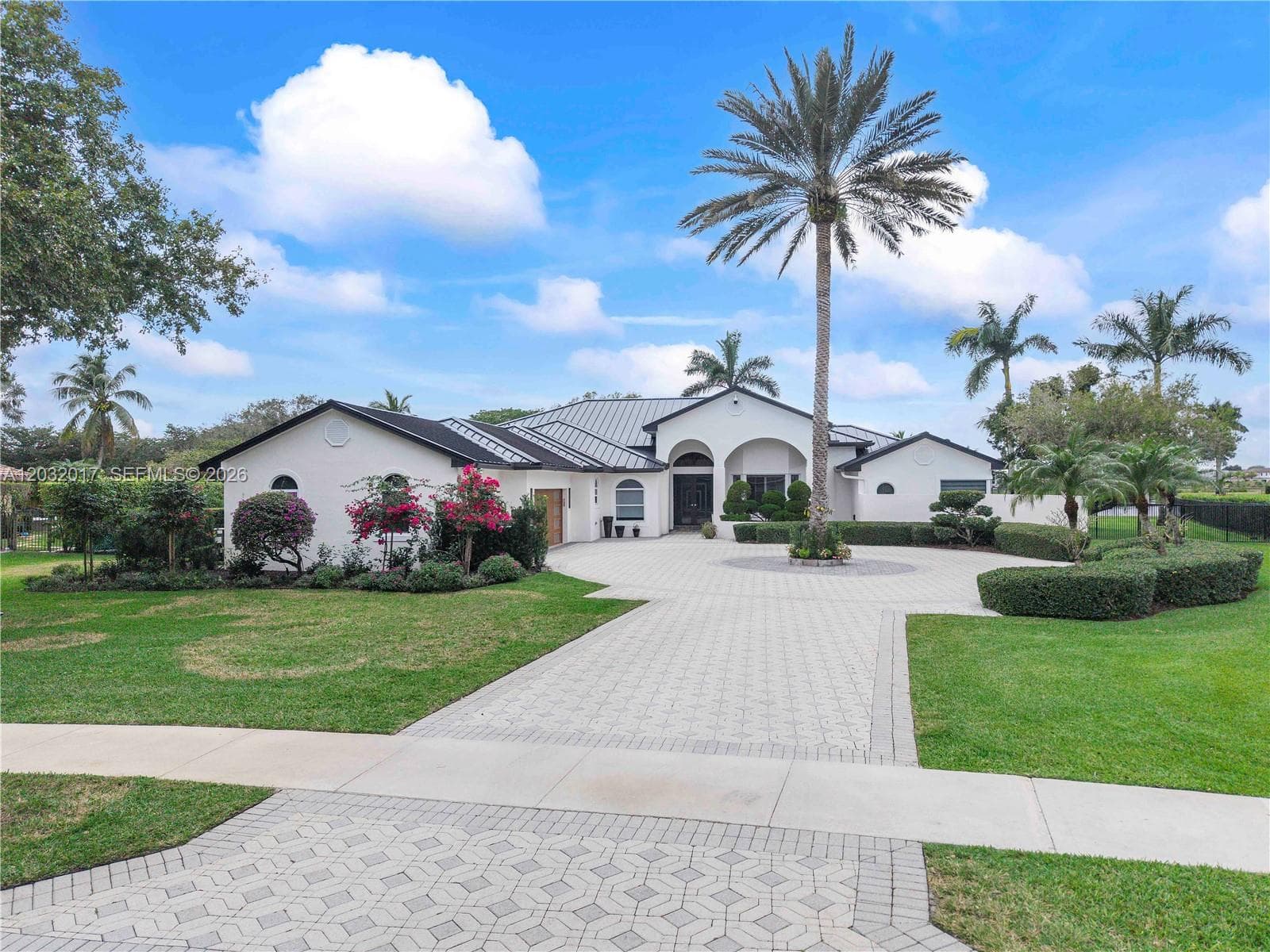 2235 SW 105th Ter, Davie FL 33324 photo 3