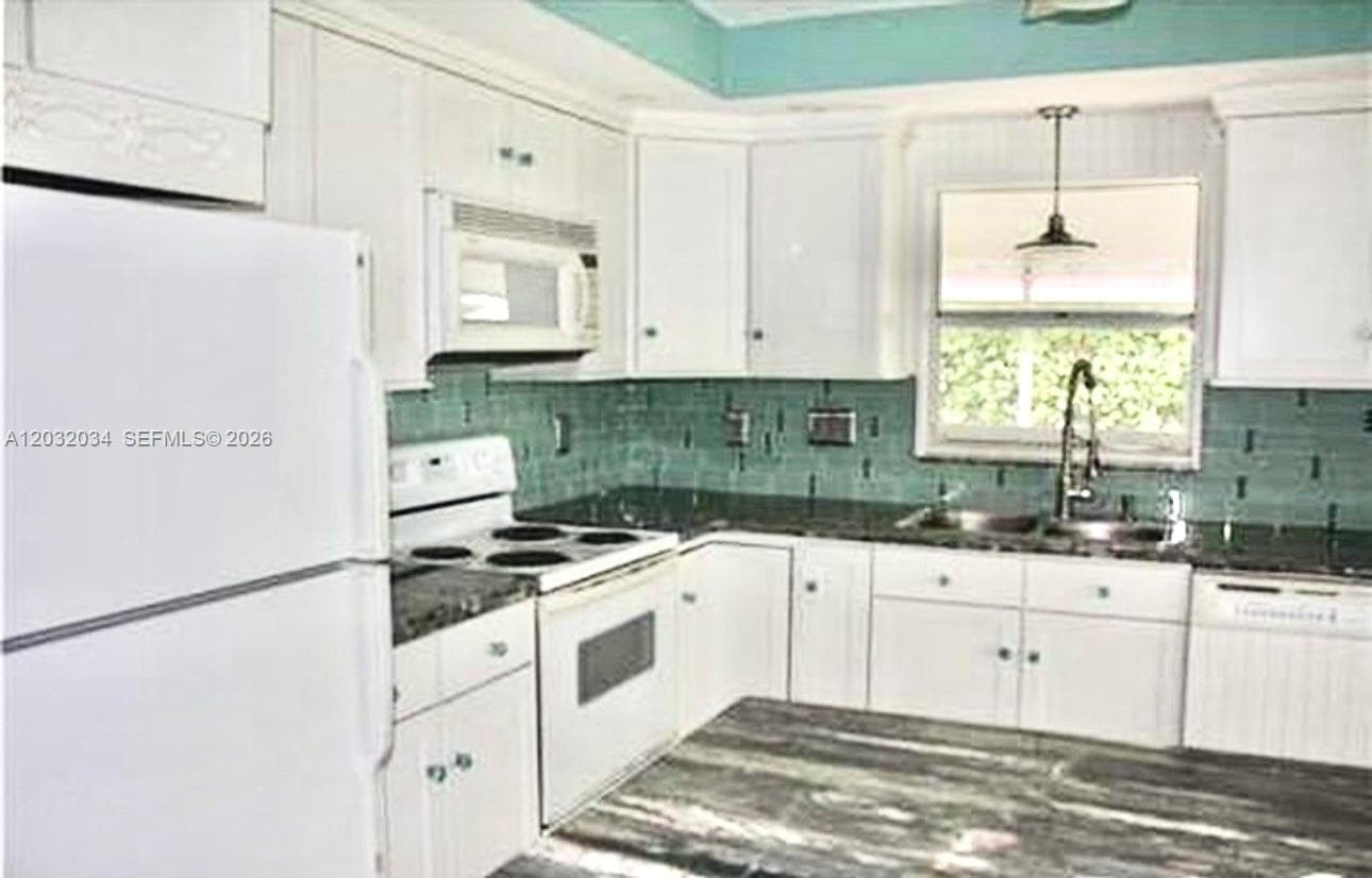 600 SE 19th Dr, Homestead FL 33033 photo 4
