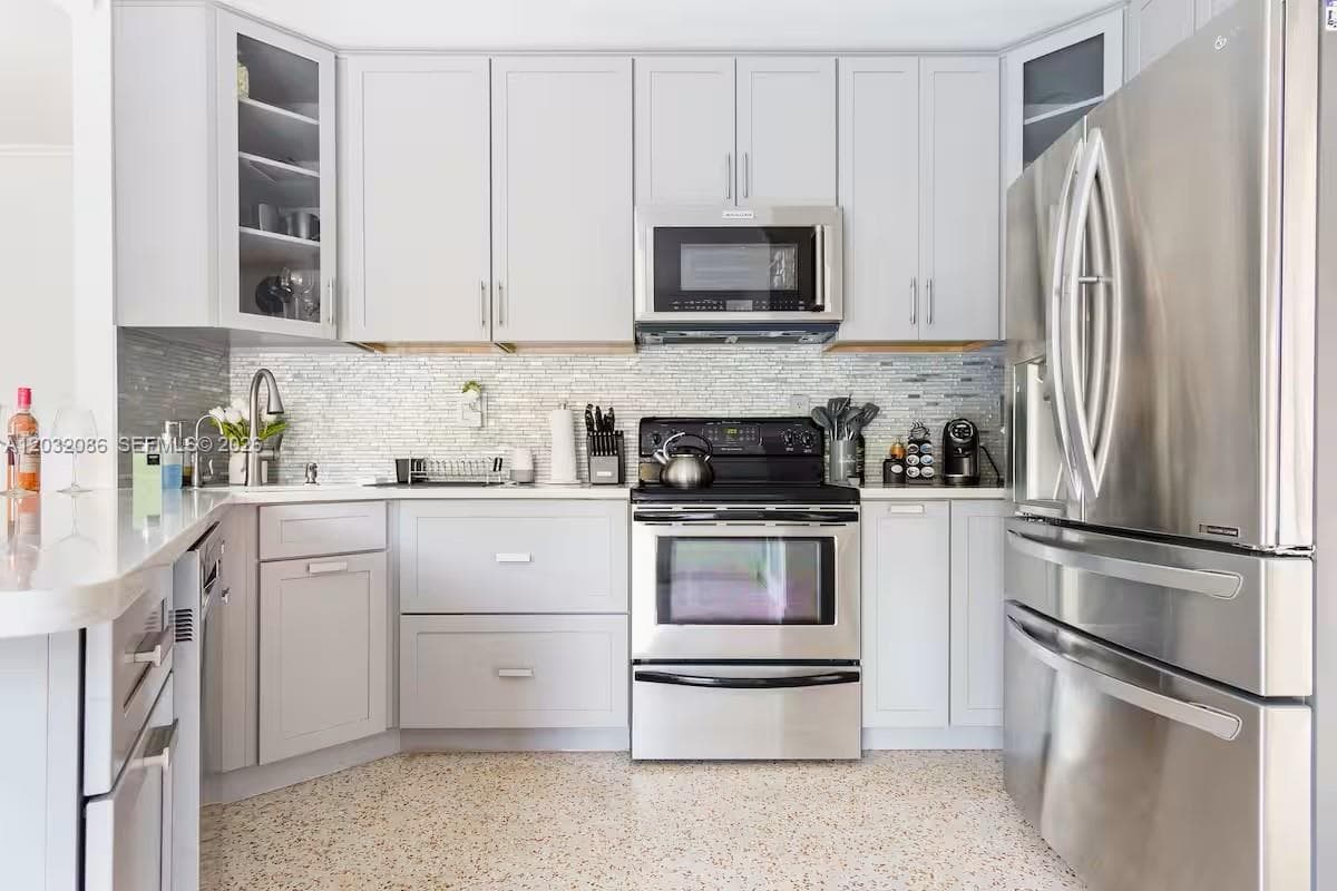 1736 NE 17th St, Fort Lauderdale FL 33305 photo 3