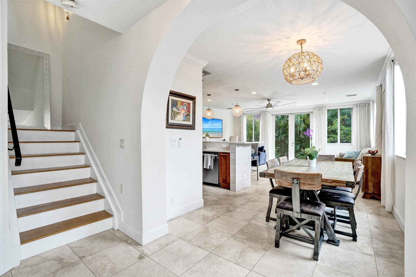 2610 NE 11th Court, Fort Lauderdale FL 33304 photo 2