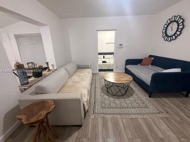 1419 NW 44th St, Miami FL 33142 photo 3