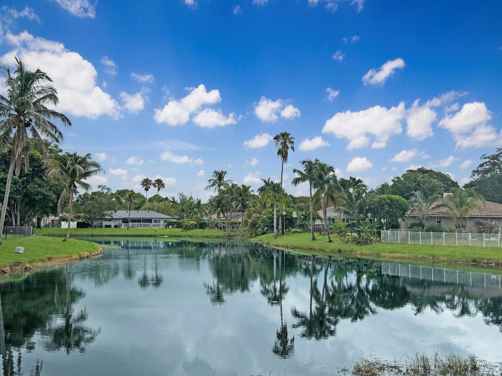 1661 Cypress Pointe Drive # 5b, Coral Springs FL 33071 photo 4