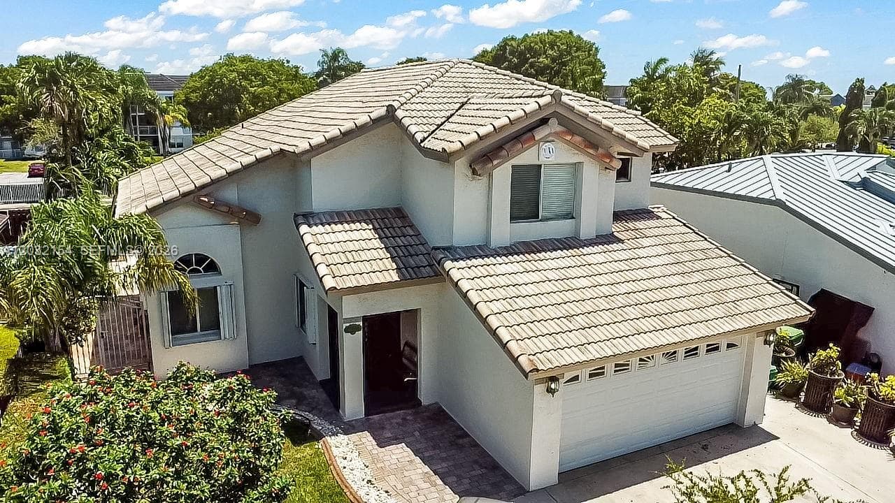 8532 SW 211th Ter, Cutler Bay FL 33189 photo 4