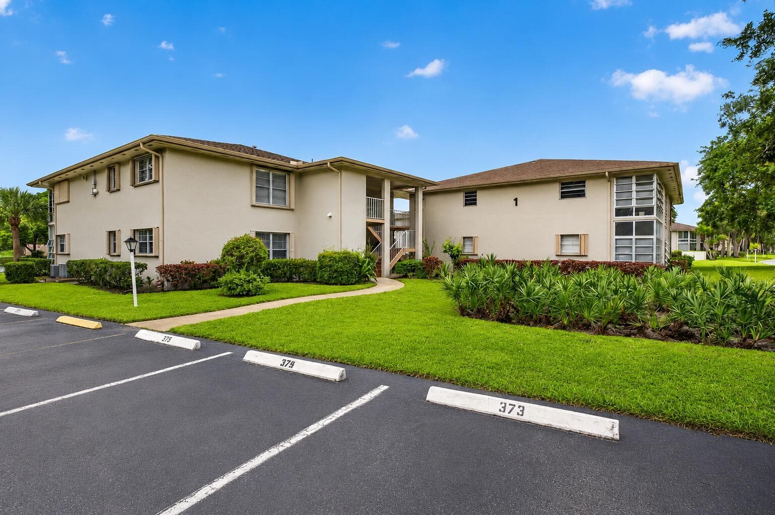 1 Lake Vista Trail # 207, Port St. Lucie FL 34952 photo 2